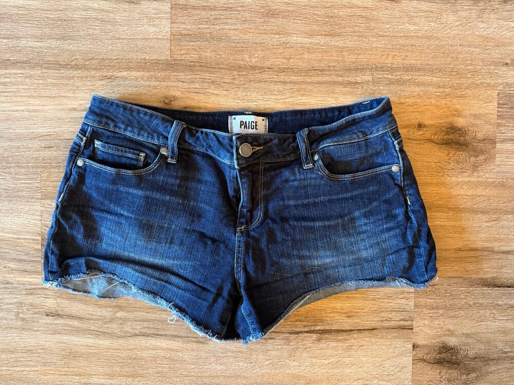 Paige Dark Wash Denim Cut Off Shorts with Raw Hem Size 29